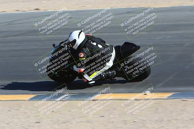 media/Jan-14-2024-SoCal Trackdays (Sun) [[2e55ec21a6]]/Turn 10 Inside (110pm)/